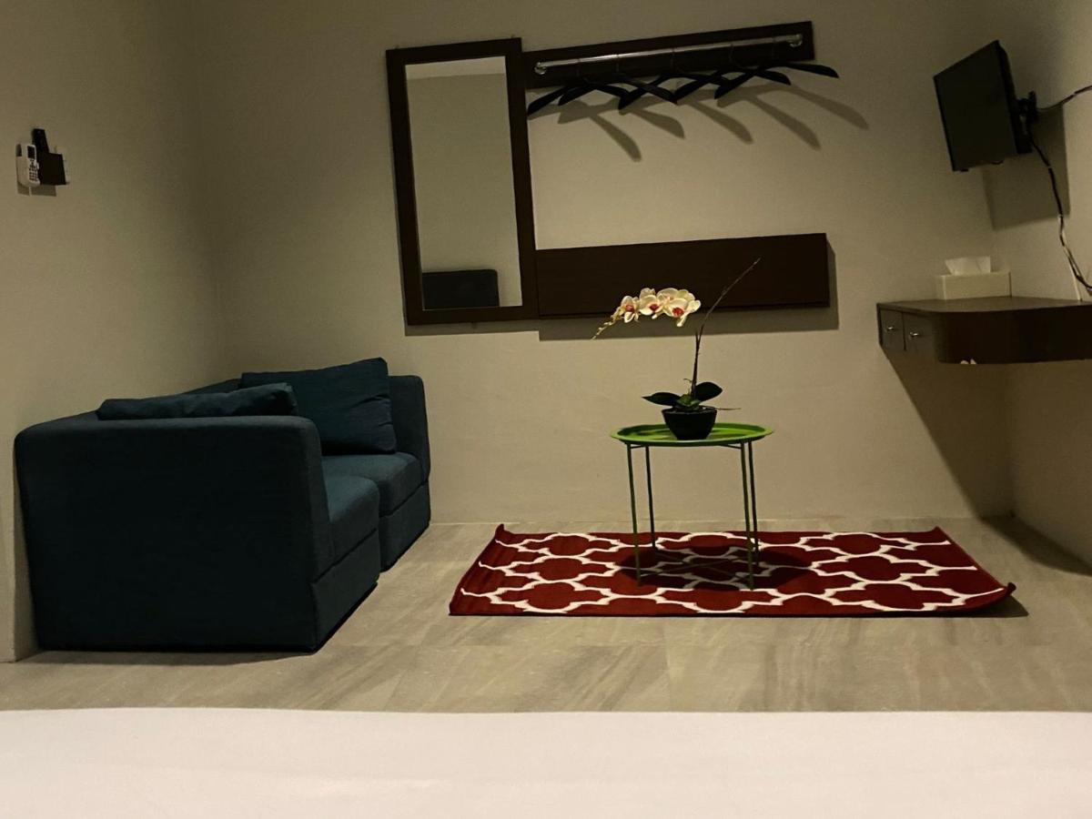 מדאן Vosstel Guest House מראה חיצוני תמונה