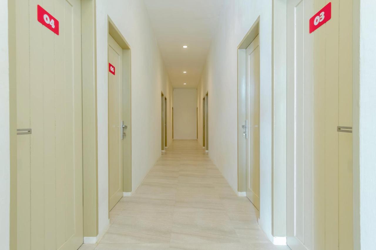 מדאן Vosstel Guest House מראה חיצוני תמונה