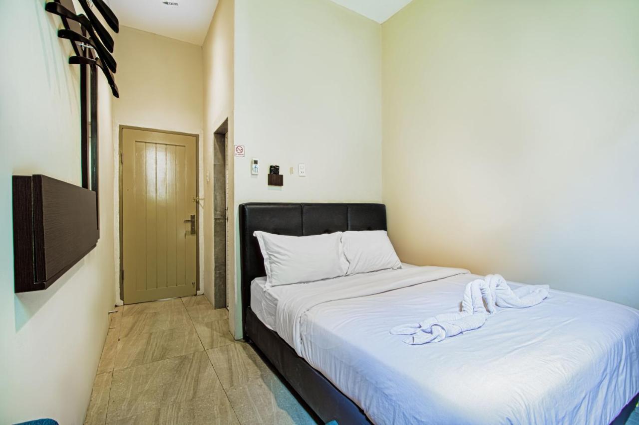 מדאן Vosstel Guest House מראה חיצוני תמונה