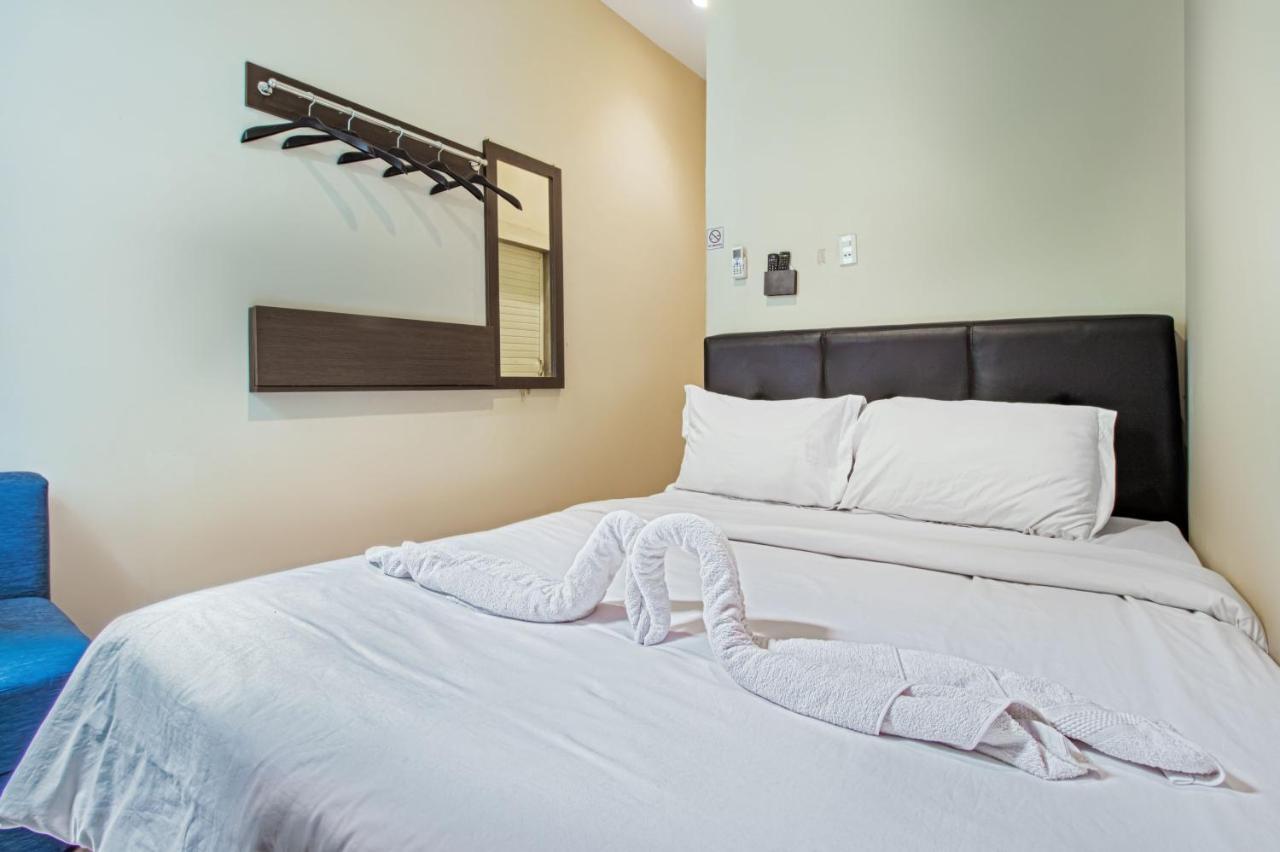 מדאן Vosstel Guest House מראה חיצוני תמונה